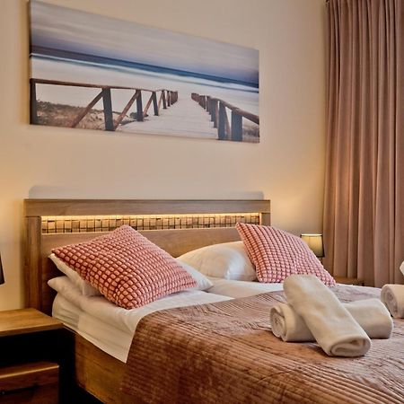 Apartament Orlando W Porto Leba 350M Od Morza المظهر الخارجي الصورة