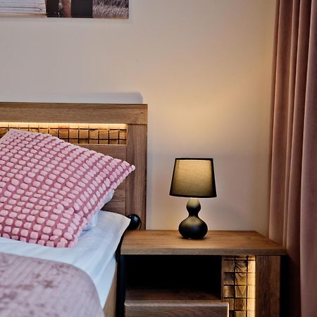 Apartament Orlando W Porto Leba 350M Od Morza المظهر الخارجي الصورة