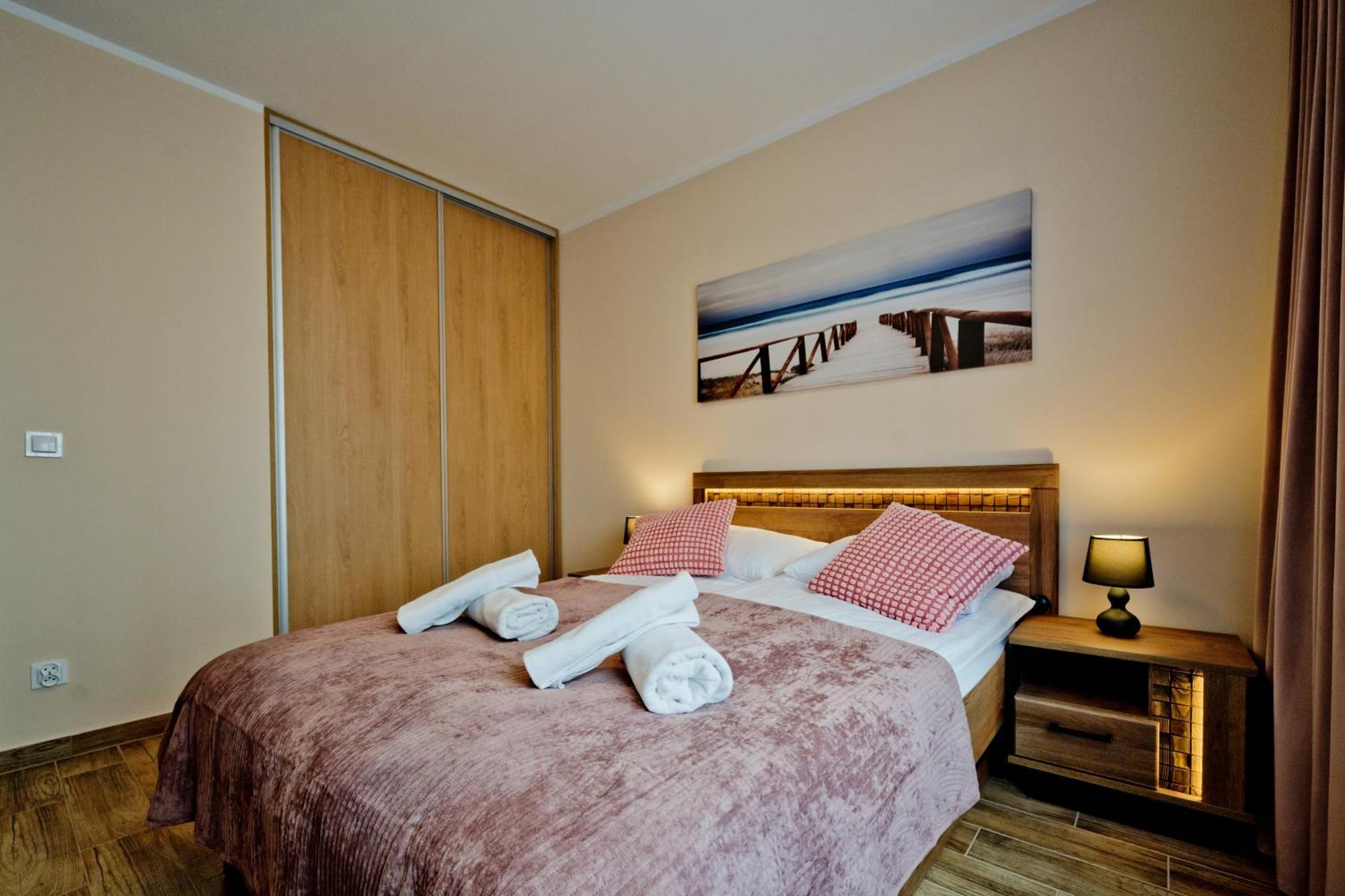 Apartament Orlando W Porto Leba 350M Od Morza المظهر الخارجي الصورة