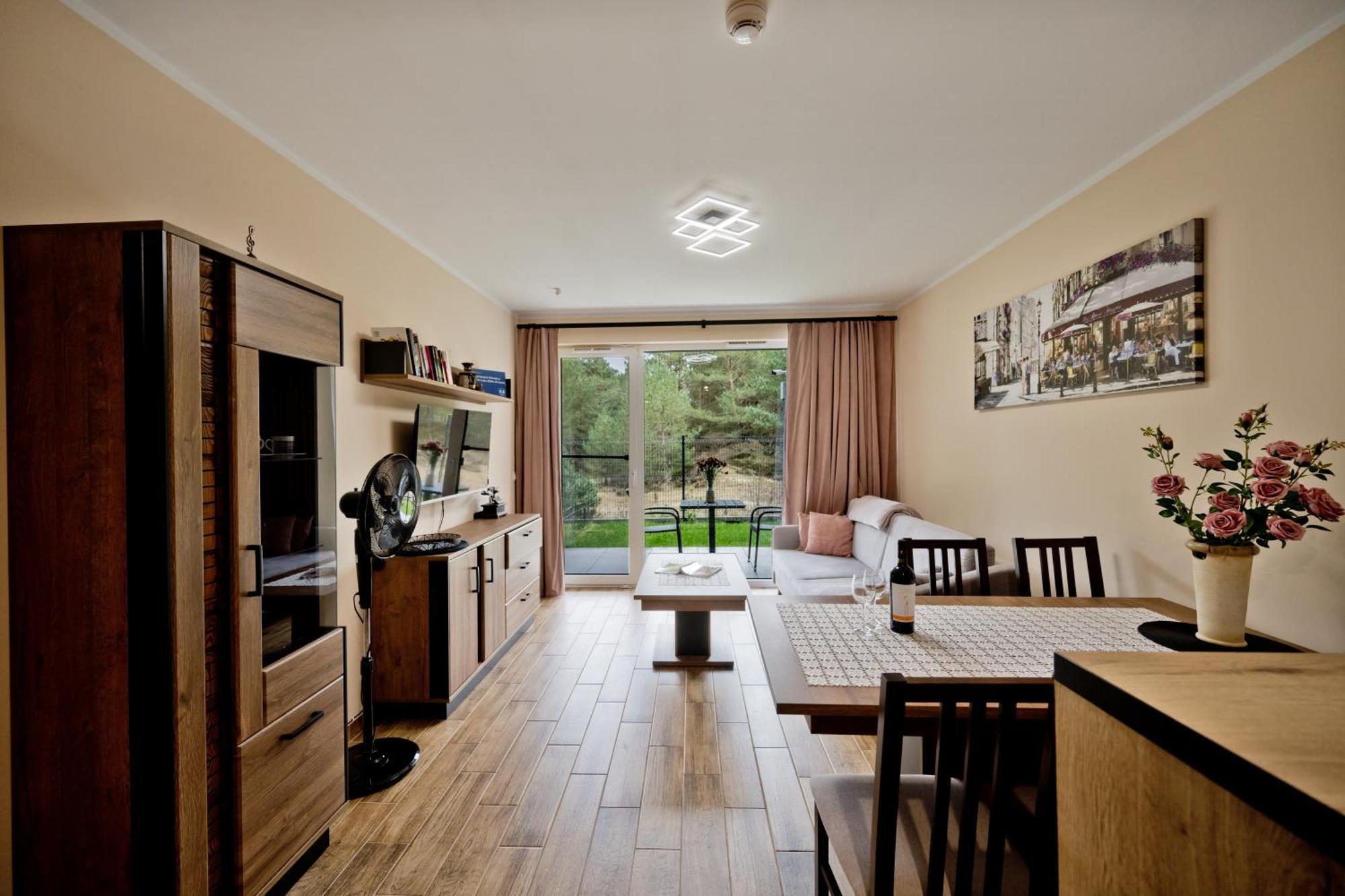 Apartament Orlando W Porto Leba 350M Od Morza المظهر الخارجي الصورة